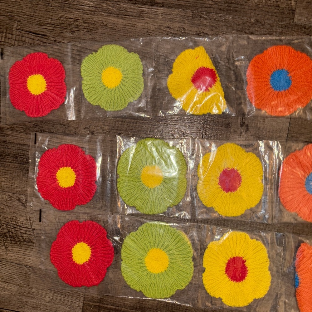 Crochet flower coasters - Picture 5 of 10